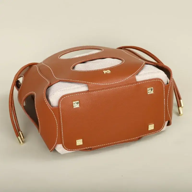 PG High Quality Shoulder Bag Luxury Brand 2025 New Trend Multifunctional Crossbody Bag Fashion Minimalist Style Tote Bag