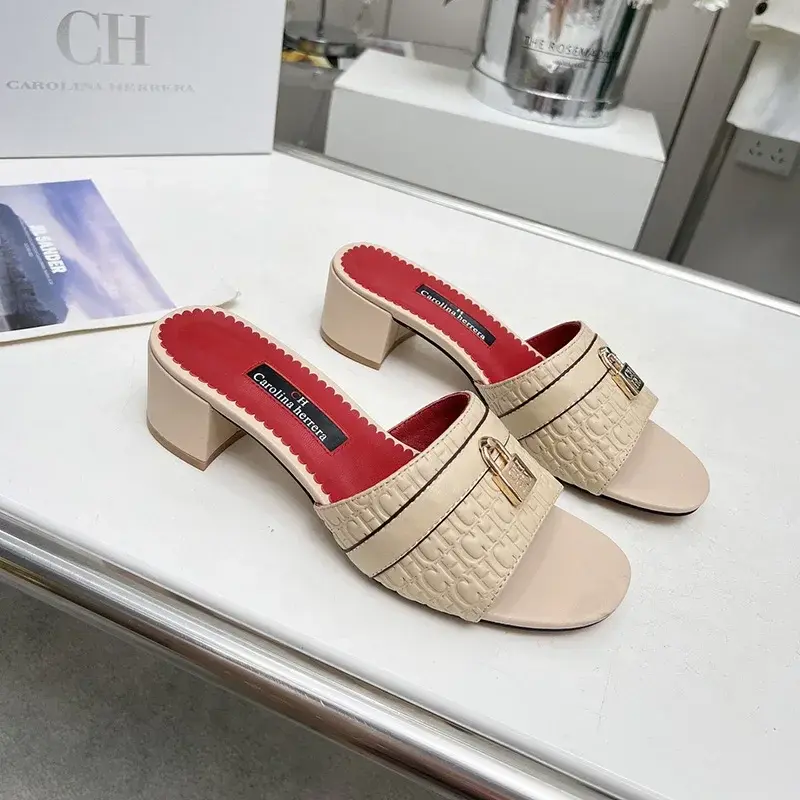 CH Simple Slippers Monogram Print Design Stylish Solid Color Wearable Women's Niche Office Slippers Beach Flats