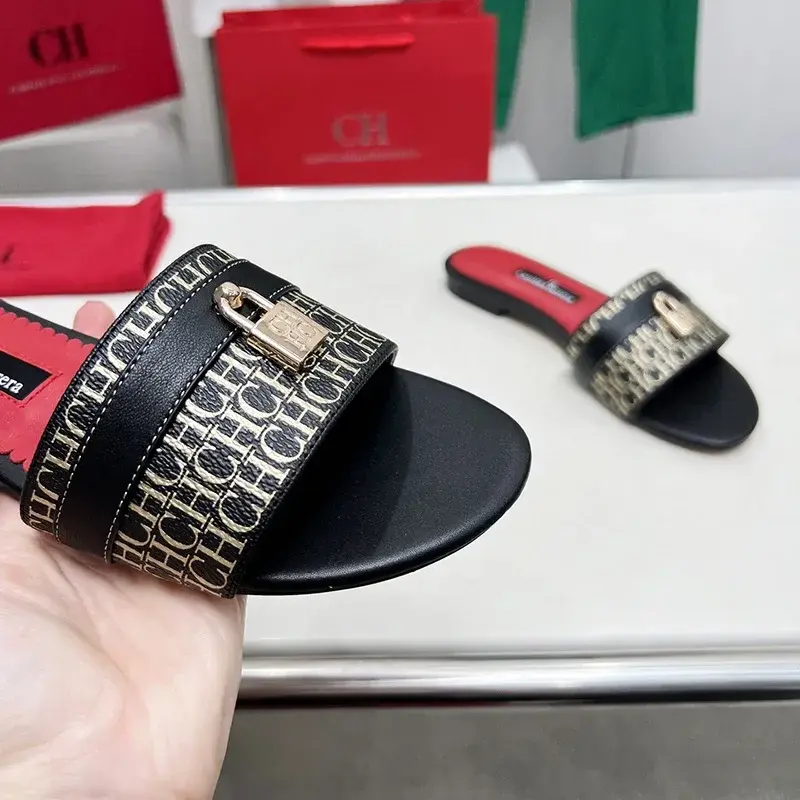 CH Minimalist Fashion Monogram Print Design Women's Office Slippers Versatile Women's Wearable Beach Slippers Flats