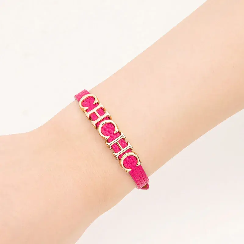 CH Women's Bracelet 2025 New Fashion Letters Retro Simple Leather Women's Bracelet Classic Hundred Accessories Hand Jewellery