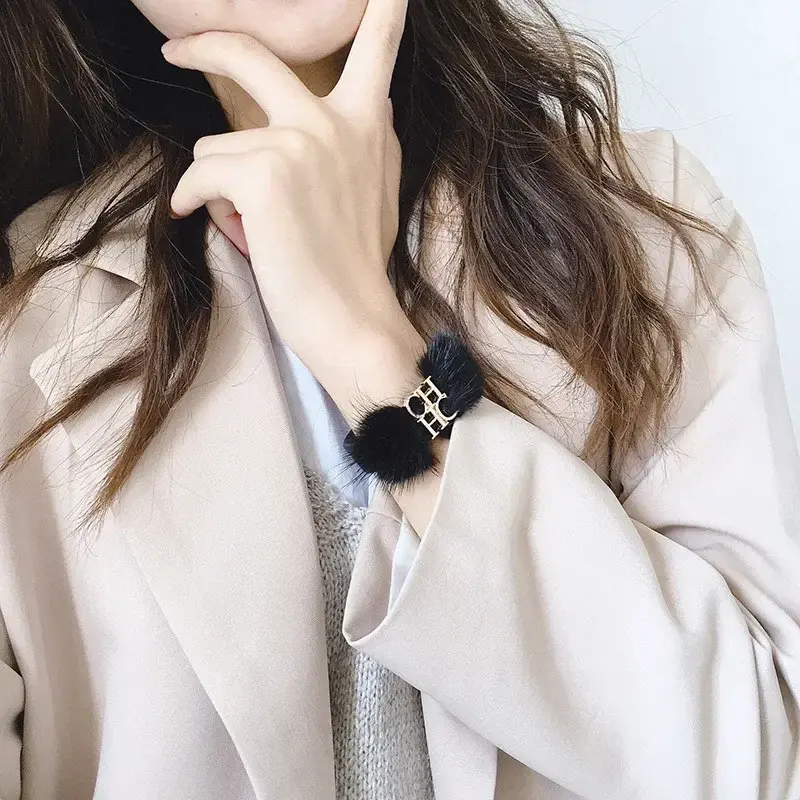 CH Women's Bracelet Luxury Retro Simple Classic Plush Hundred Hand Jewelry Dazzling Fashion Niche Design Bracelet