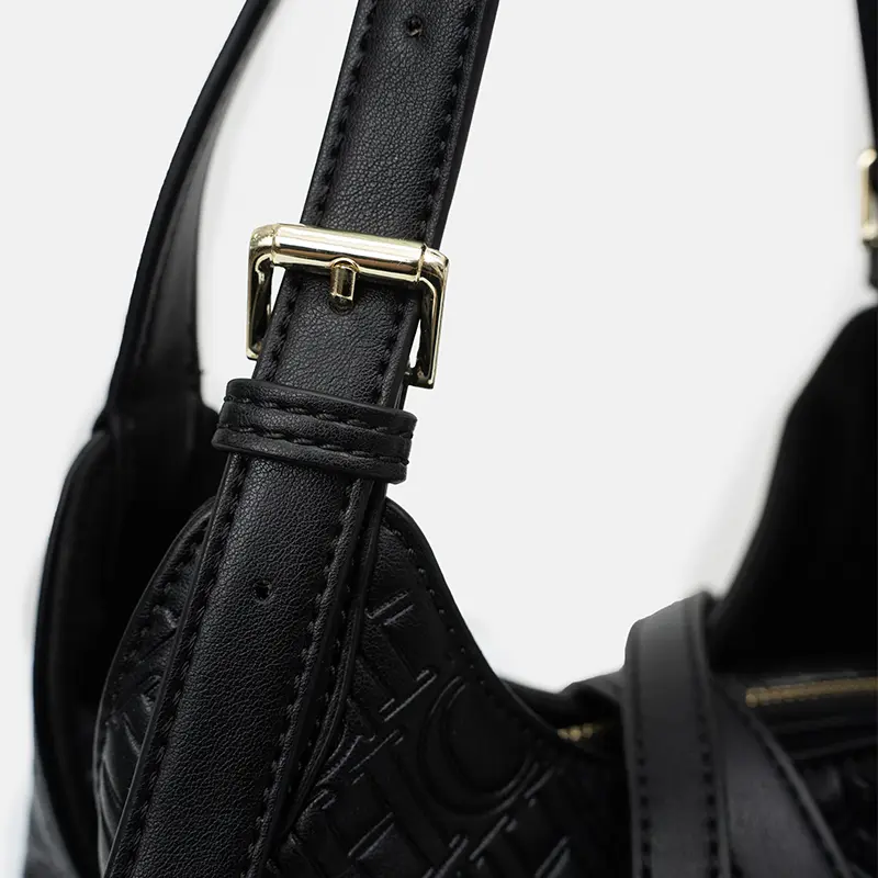 CH High Quality PU Material Women's Shoulder Bag Fashion Versatile Large Capacity Women's Handbag 2025 New Girl Gift