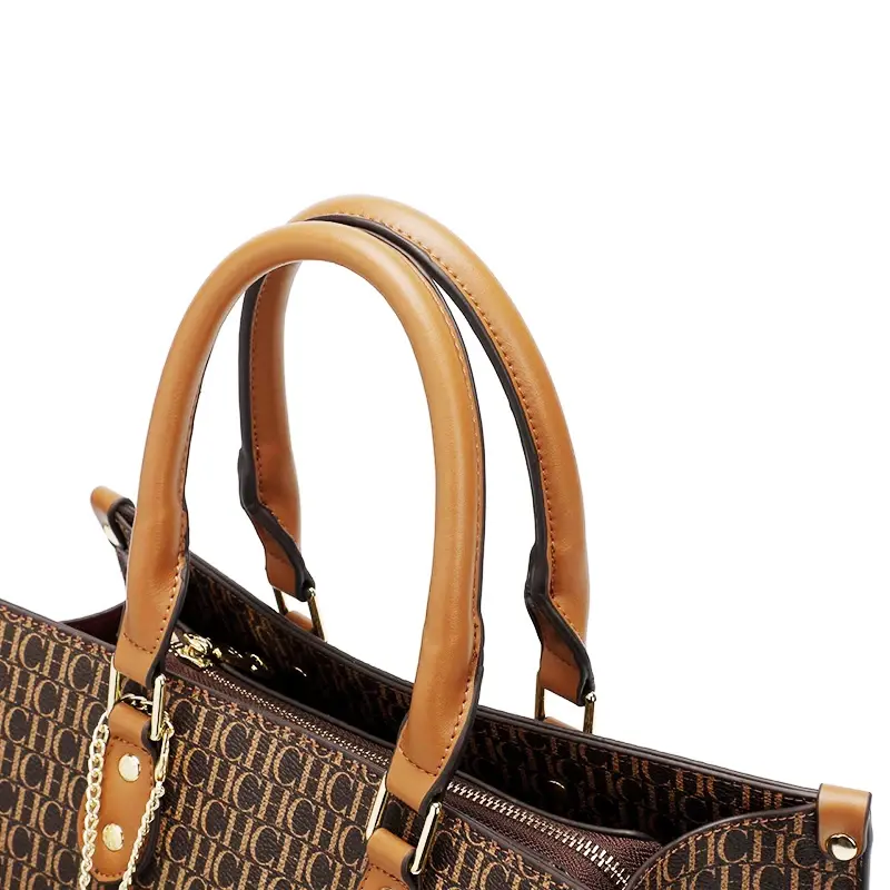 CH Minimalist Style with Pendant Monogram Printed Large Capacity Women's Commuter Shoulder Bag High Quality Hardware Tote Bag