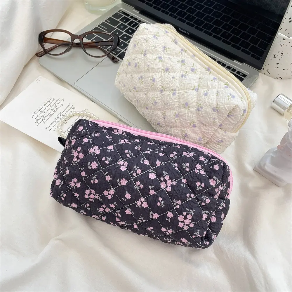 Wholesale Korean Cartoon Flower Women Cosmetic Bag Portable Zipper Makeup Travel Organizer Female Handbag Toiletry Make Up Pouch