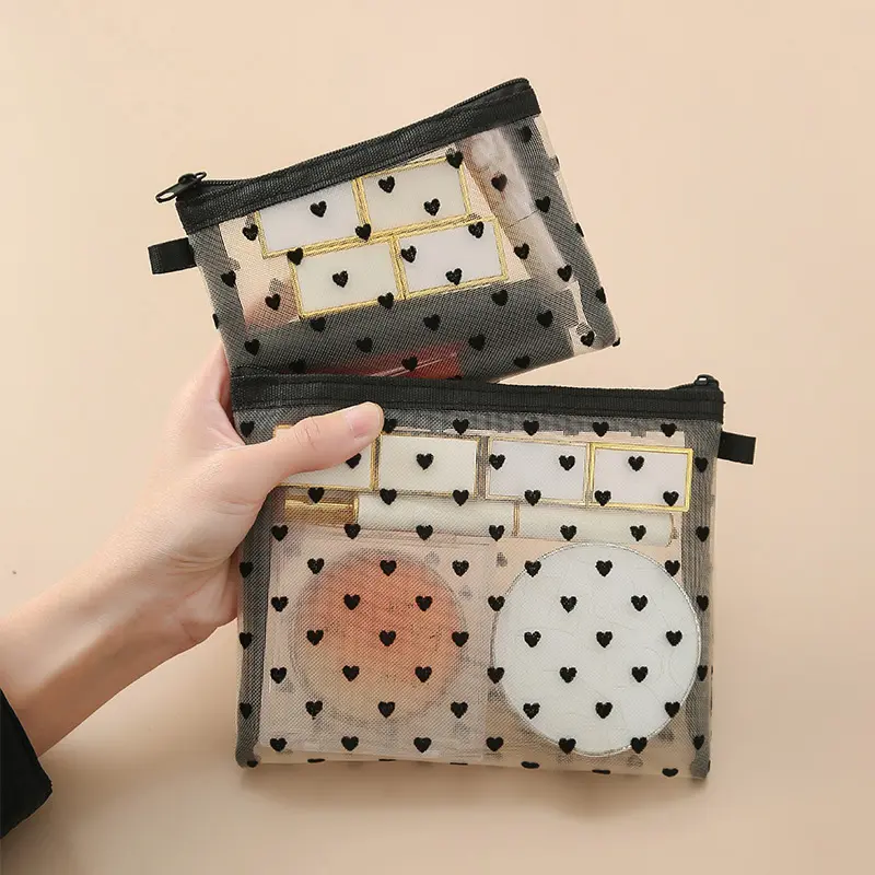 1Pcs Hot Mini Transparent Heart Makeup Bag Women Portable Lipsticks Cosmetic Storage Pouch New Clear Cute Small Make Up Bag