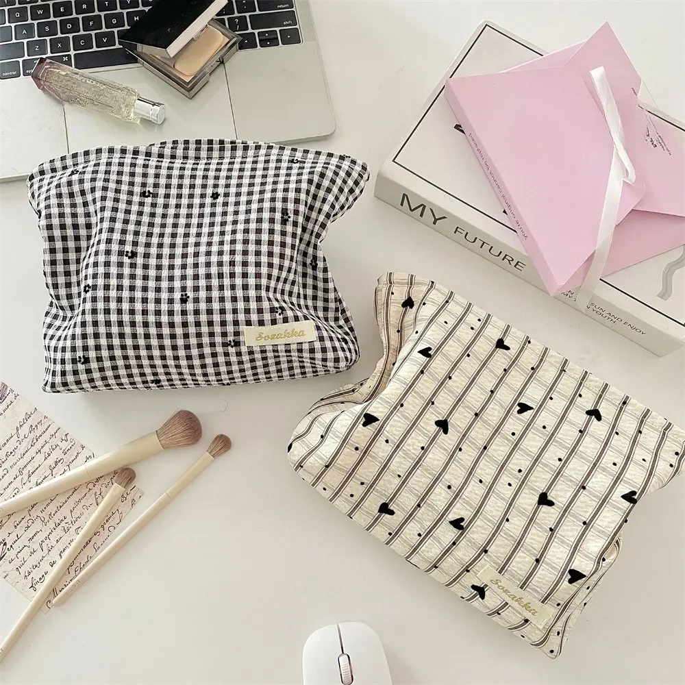Plaid Striped Cosmetic Bag Large Capacity Travel Toiletry Bag Women Makeup Storage Organizer