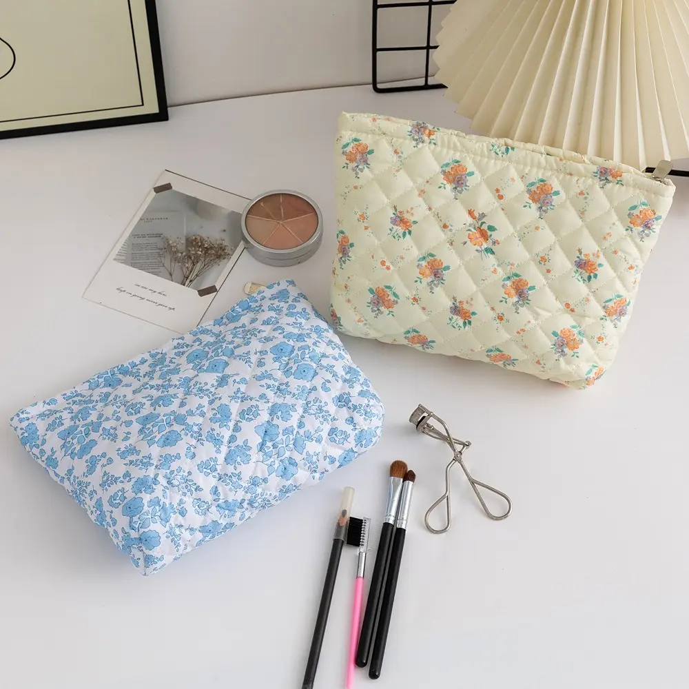 Cute Korean Makeup Bag Women Zipper Cosmetic Organizer Female Cloth Handbag Large Capacity Portable Toiletry Case for Girls