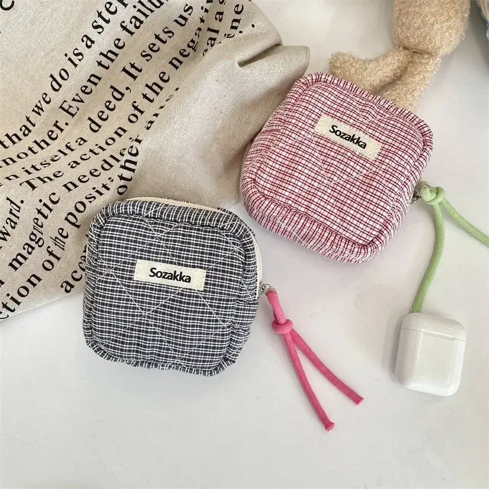Mini Cute Plaid Square Cosmetic Bag Women Portable Lipstick Sanitary Napkins Storage Pouch Small Makeup Zipper Bags
