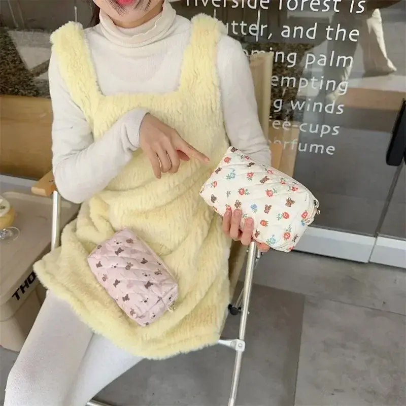 Pink Cute Women Cosmetic Bag Mini Lipstick Bag Makeup Cases Coin Pouch Storage Bag Small Lipstick Toiletry Organizer Pouch