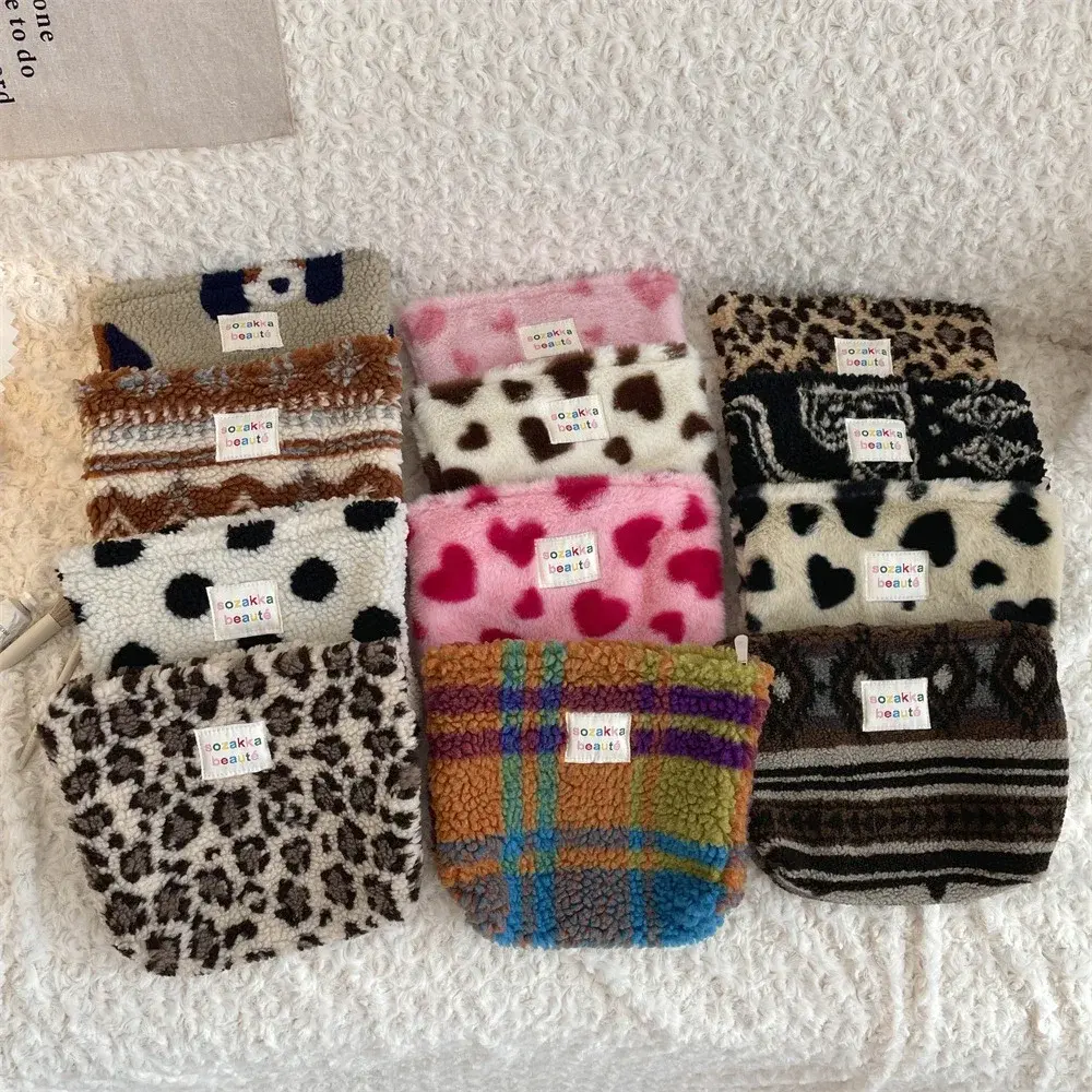 Leopard Print Large Makeup Bag Fashion Cute Toiletry Organizer Handbag for Women Girls Travel Cosmetic Organizer Beauty Case