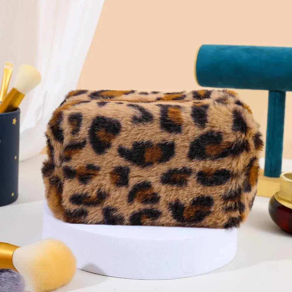 Leopard Plush Makeup Bags for Women Soft Travel Cosmetic Bag Organizer Case Lady Girls Make Up Case Necessaries Handbags Case