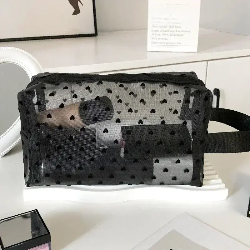 1Pcs Hot Mini Transparent Heart Makeup Bag Women Portable Lipsticks Cosmetic Storage Pouch Black Clear Cute Small Make Up Bag