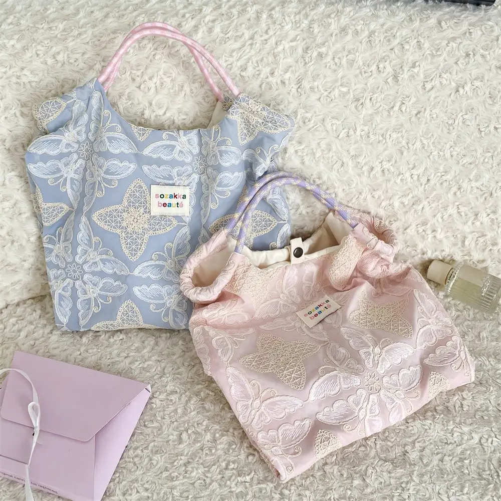 New Beach Tote Bag Fashion Women Canvas Summer Large Capacity Bow Embroidered Shoulder Bag Tote Handbag Shopping Shoulder Bags
