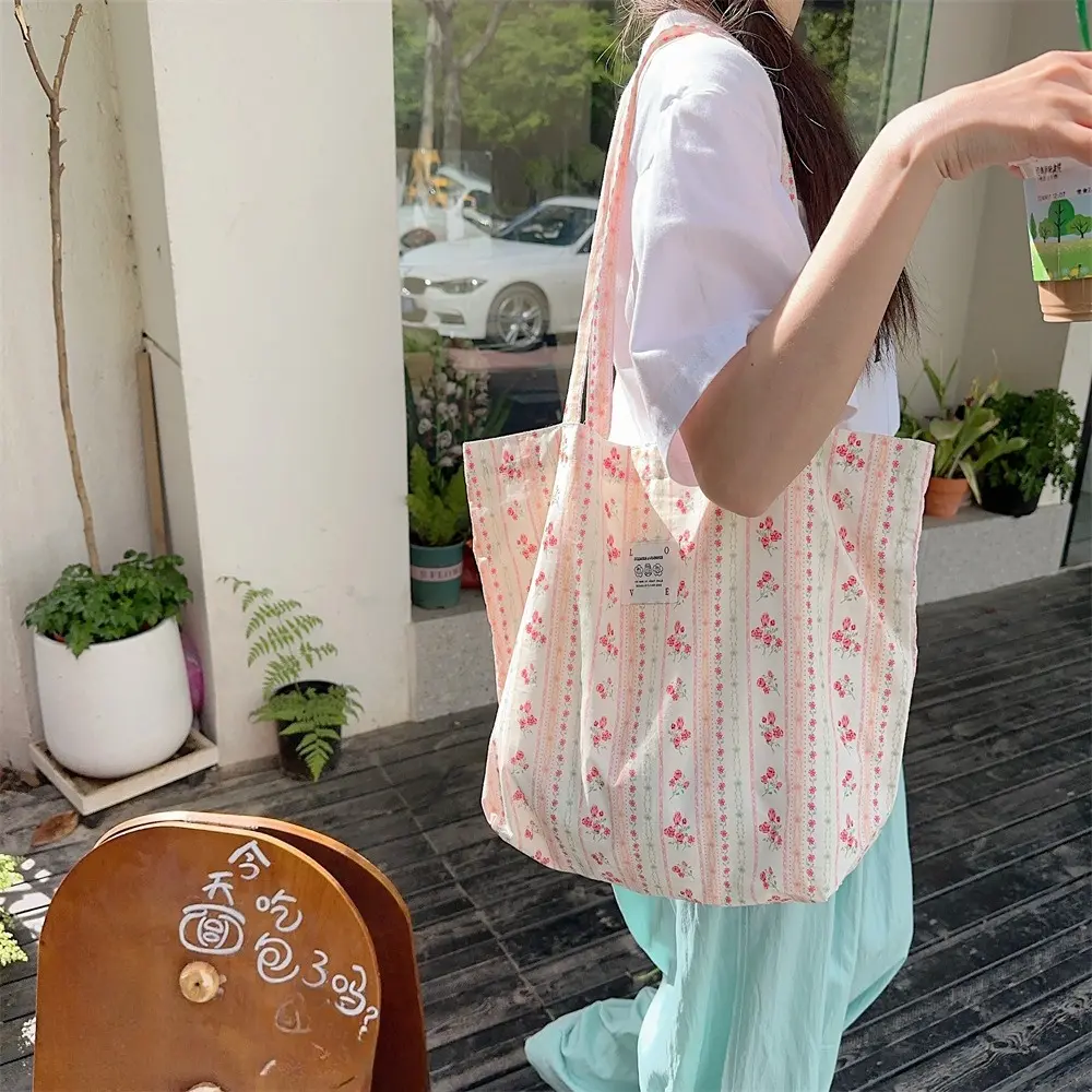 Large Capacity Canvas Women Shopper Tote Fashion Floral Shoulder Bag Female Casual Multifunctional Travel Shopping Bag Handbag
