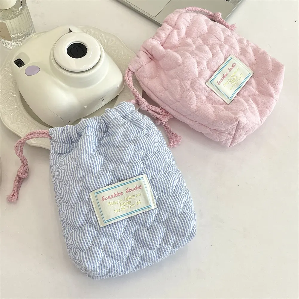 Korean Fashion Drawstring Bag Heart Handbag Women Wallets Portable Travel Cosmetic Makeup Lipstick Storage Bag