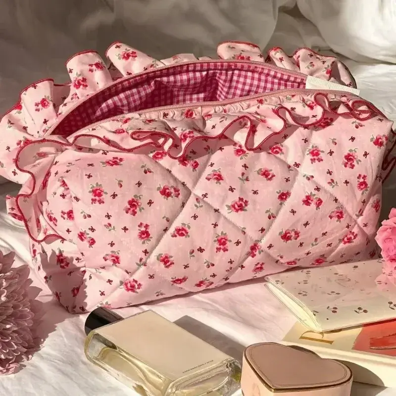 Retro Casual Fashion Korean Cosmetic Bag Pillow Pencil Bag Girls Stationery Pouch Large Capacity Travel Floral Makeup Bag