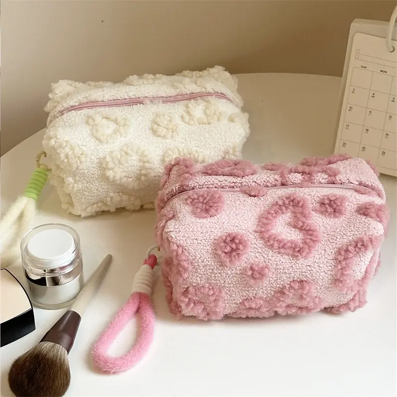 Korean Plush Makeup Bag Cute Large Capacity Travel Organizer New Pink Red Color Heart Cosmetic Bags for Women