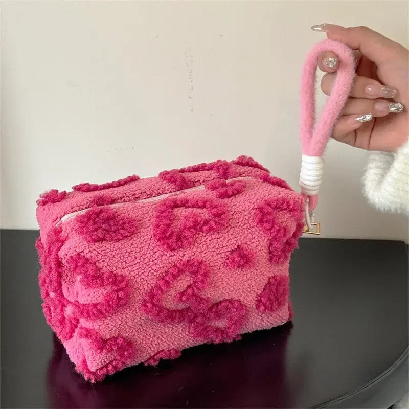Korean Plush Makeup Bag Cute Large Capacity Travel Organizer New Pink Red Color Heart Cosmetic Bags for Women