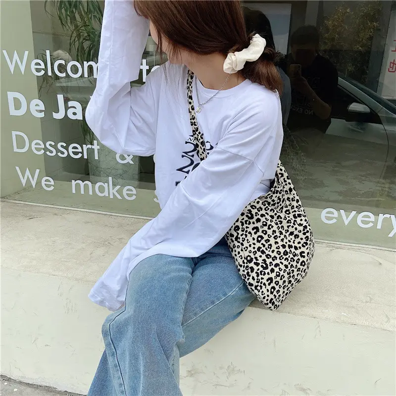 Fashion Printed Crossbody Bag Leopard Print Shoulder Bag Shopping Bags Handbags Simple Large Capacity Canvas Tote Bags for Women
