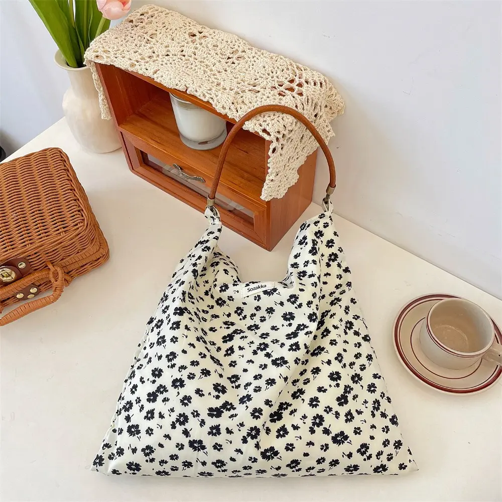 Korean Retro Floral Shoulder Bag Women Tote Handbag High Quality Reusable Shopping Purse