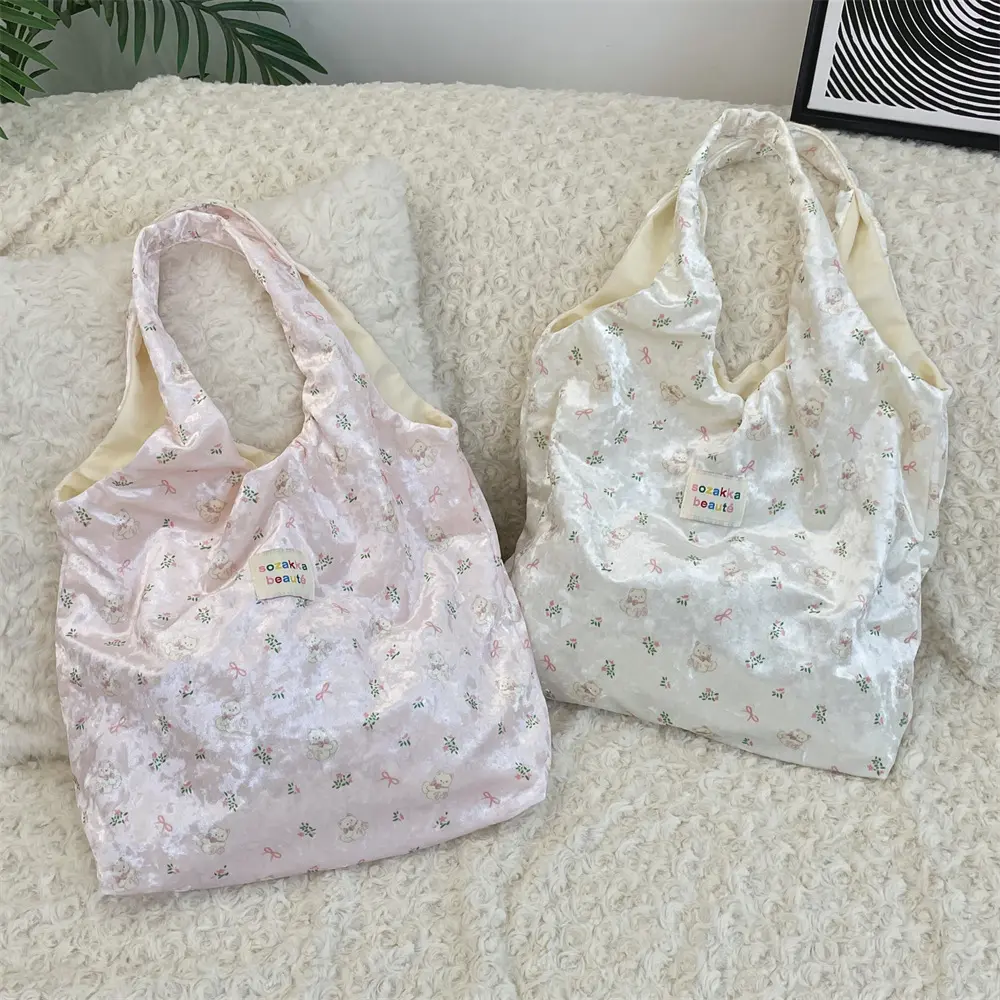 Korean Cute Small Bear Printed Women Tote Bag Fashion Large Capacity Shoulder Handbags for Travel