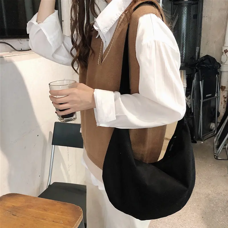 Women Canvas Messenger Bag Large Capacity Shoulder Bag Simple Zipper Semicircle Shape Cloth Purses Ladies Cotton Crossbody Bags
