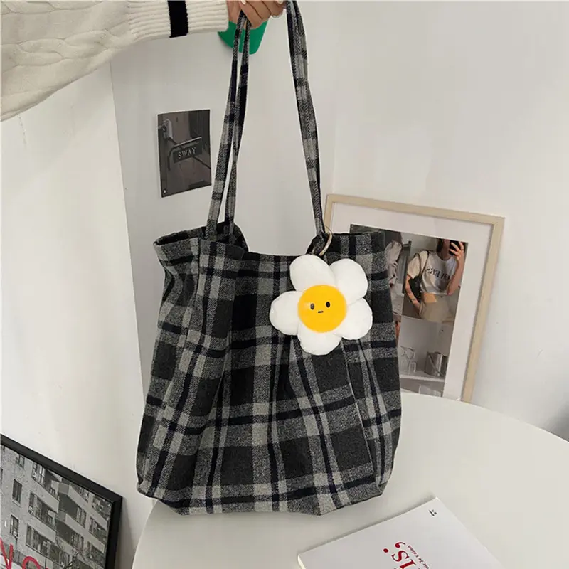 Extra Large Women Woolen Canvas Bags Checked Pattern Design Handbag Soft Warm Cloth Fabric Big Tote Ladies Casual Shoulder Bag