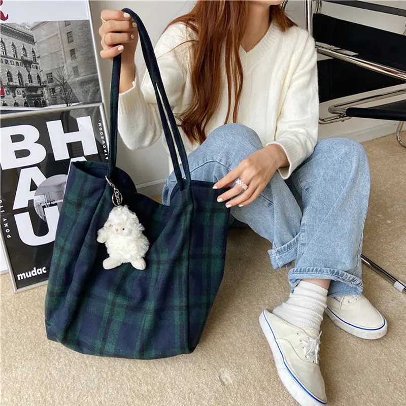 Extra Large Women Woolen Canvas Bags Checked Pattern Design Handbag Soft Warm Cloth Fabric Big Tote Ladies Casual Shoulder Bag