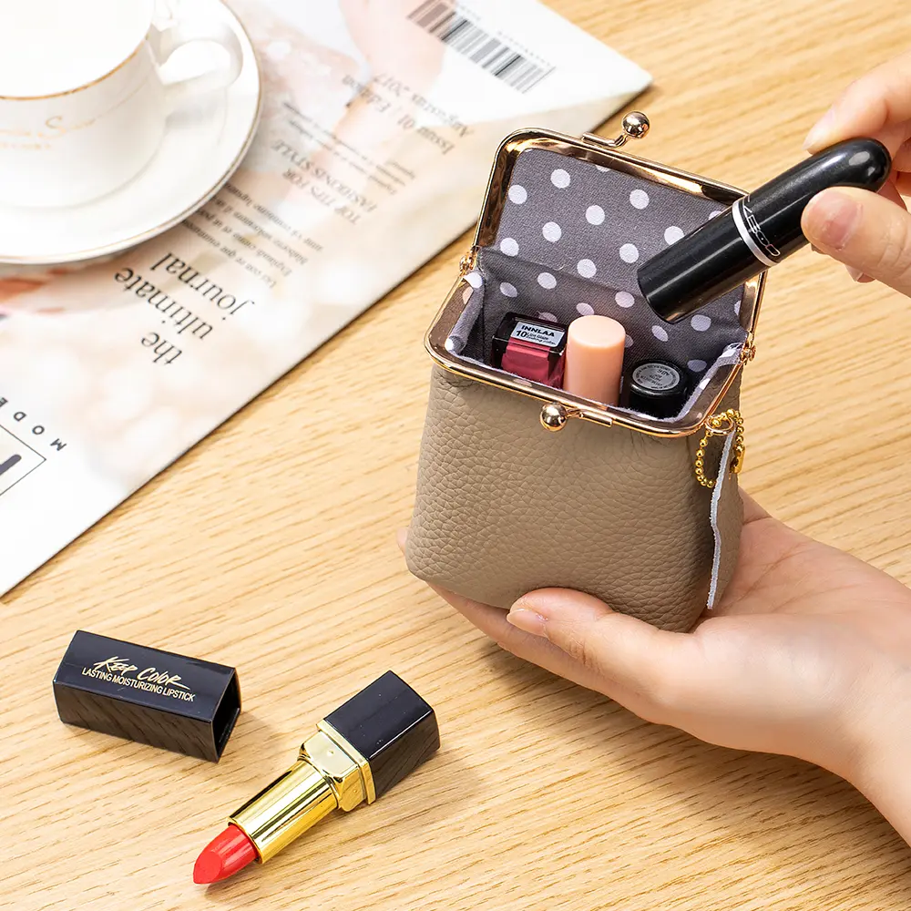 Real Leather Women Small Cosmetic Bag Golden Hasp Cute Makeup Pouch Lipstick Organizer Case Lady Travel Keys Box Mini Coin Purse