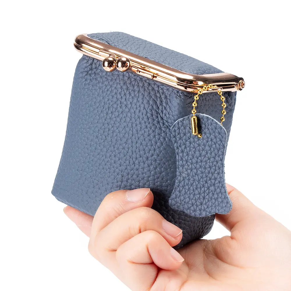 Real Leather Women Small Cosmetic Bag Golden Hasp Cute Makeup Pouch Lipstick Organizer Case Lady Travel Keys Box Mini Coin Purse