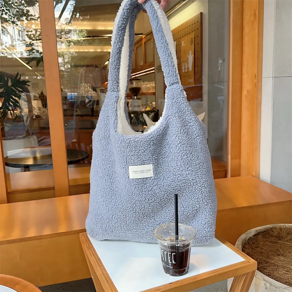 Vest Shape Women Plush Reversible Shoulder Bag Ladies Warm Fabric Handbag Winter Girls Books Tote Cute Lamb Like Cloth Purse