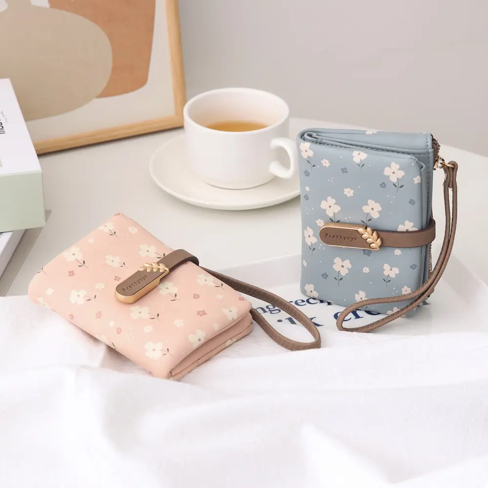 Women Short Wallet Cute Leaf Flower Pattern Design Girl Zipper Coin Purse Ladies ID Credit Card Holder PU Small Clutch Money Bag