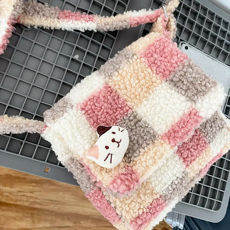 Women Small Plush Shoulder Bag Ladies Checked Plaid Crossbody Bag Casual Cute Messenger Bags Girls Zipper Purse Lamb Like Tote