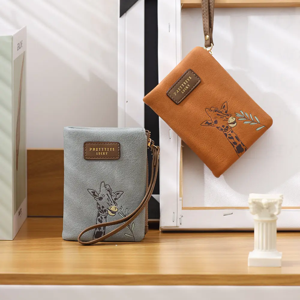Women Short Wallet Cute Giraffe Design Girls Zipper Coin Purse Lady ID & Credit Card Holder Quality PU Leather Small Clutch Bag