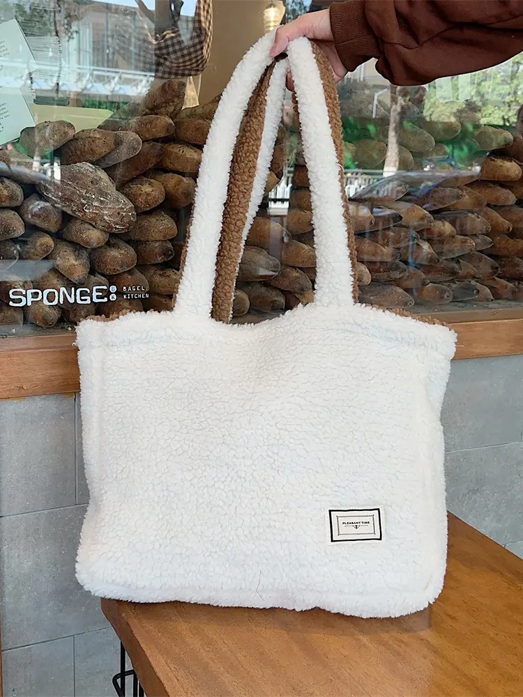 Women Plush Reversible Shoulder Bag Ladies Warm Fabric Handbag Winter Girls Large Capacity Books Tote Cute Lamb Like Cloth Purse