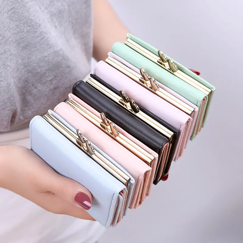 Short Love-Heart Pattern Women's Wallet Tri-Fold Card Holder Fashion Hasp Money Bag Solid Color Coin Purse Ladies Small Clutch