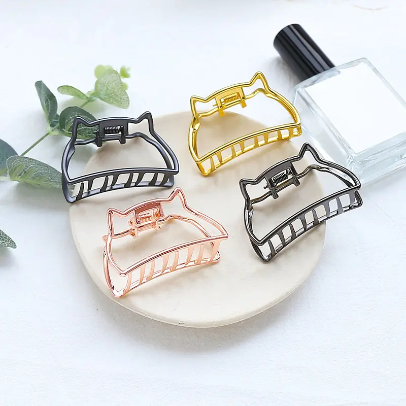 Vintage Metal Geometric Hair Claw Cute Cat Ears Clamps Korean Women Girls Hair Styling Tools Solid Color Hairpin Accessories