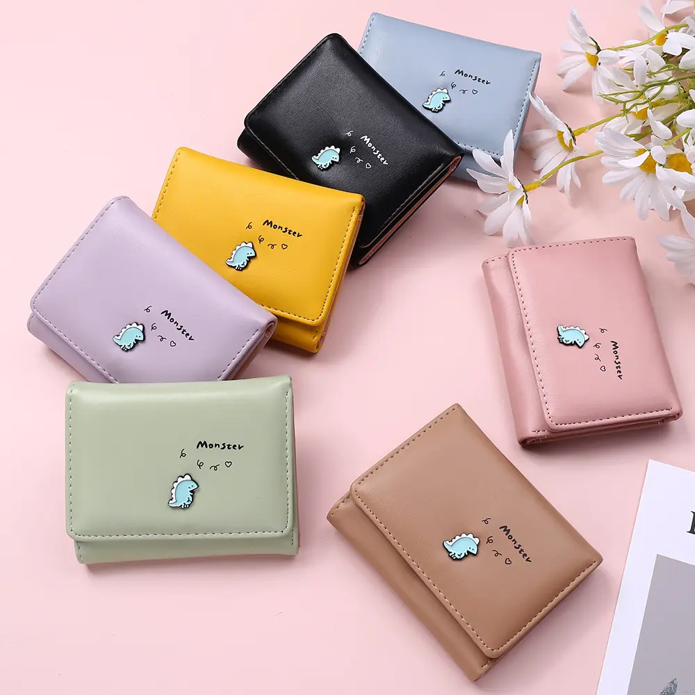 Women Short Wallet Little Dinosaur Design Small Purse Cute Simple Bank Credit Card Holder Tri-Fold Fastener Mini Money Bag