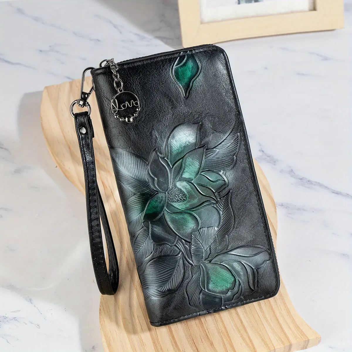 New retro wallet long embossed embossed change bag zipper wallet pattern multi-card position clutch bag mobile phone bag wallet