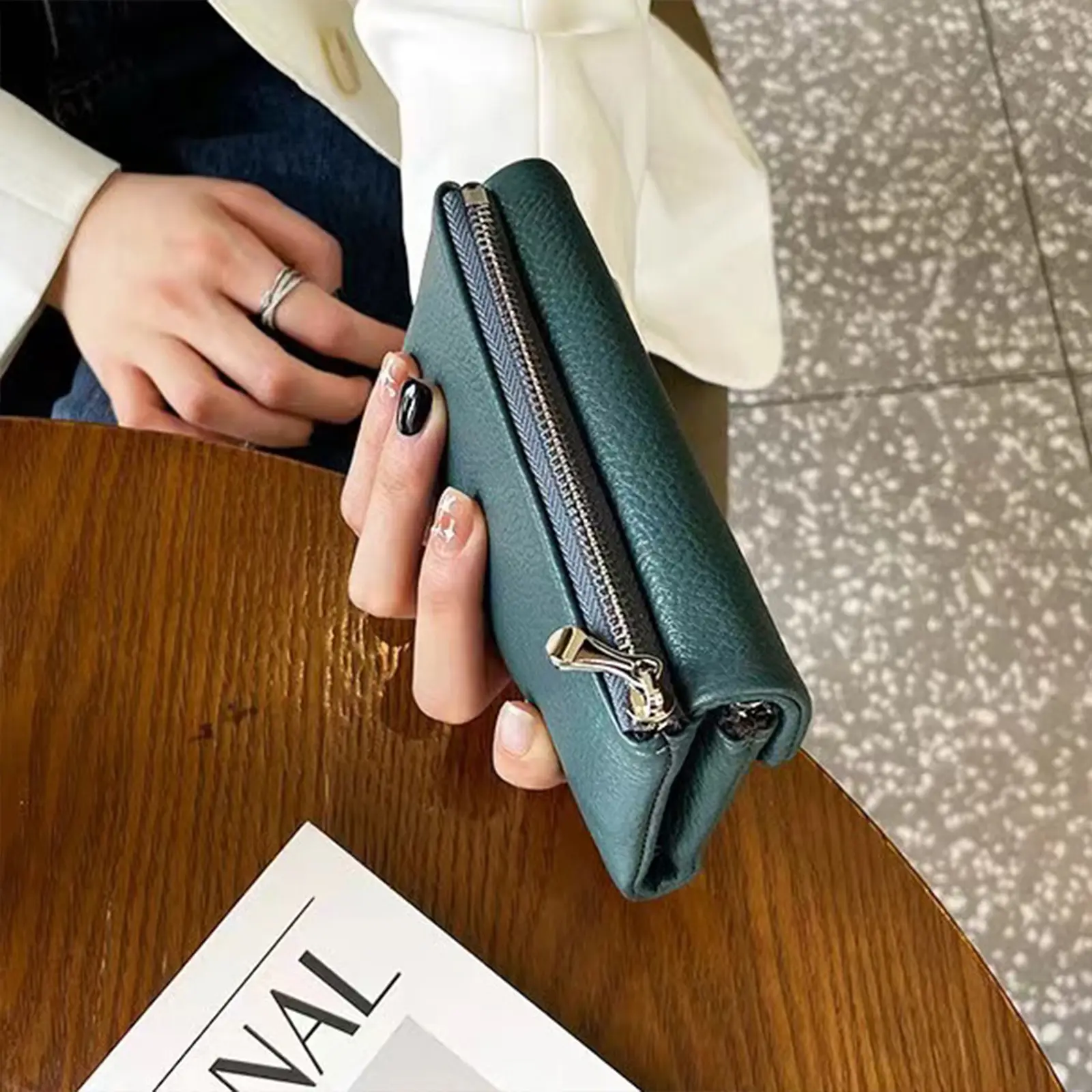 Short Wallets for Women Genuine Cow Leather Fashion Coin Purse New Soft Cowhide Wallet Card Holder Fashion Solid Color Handbag