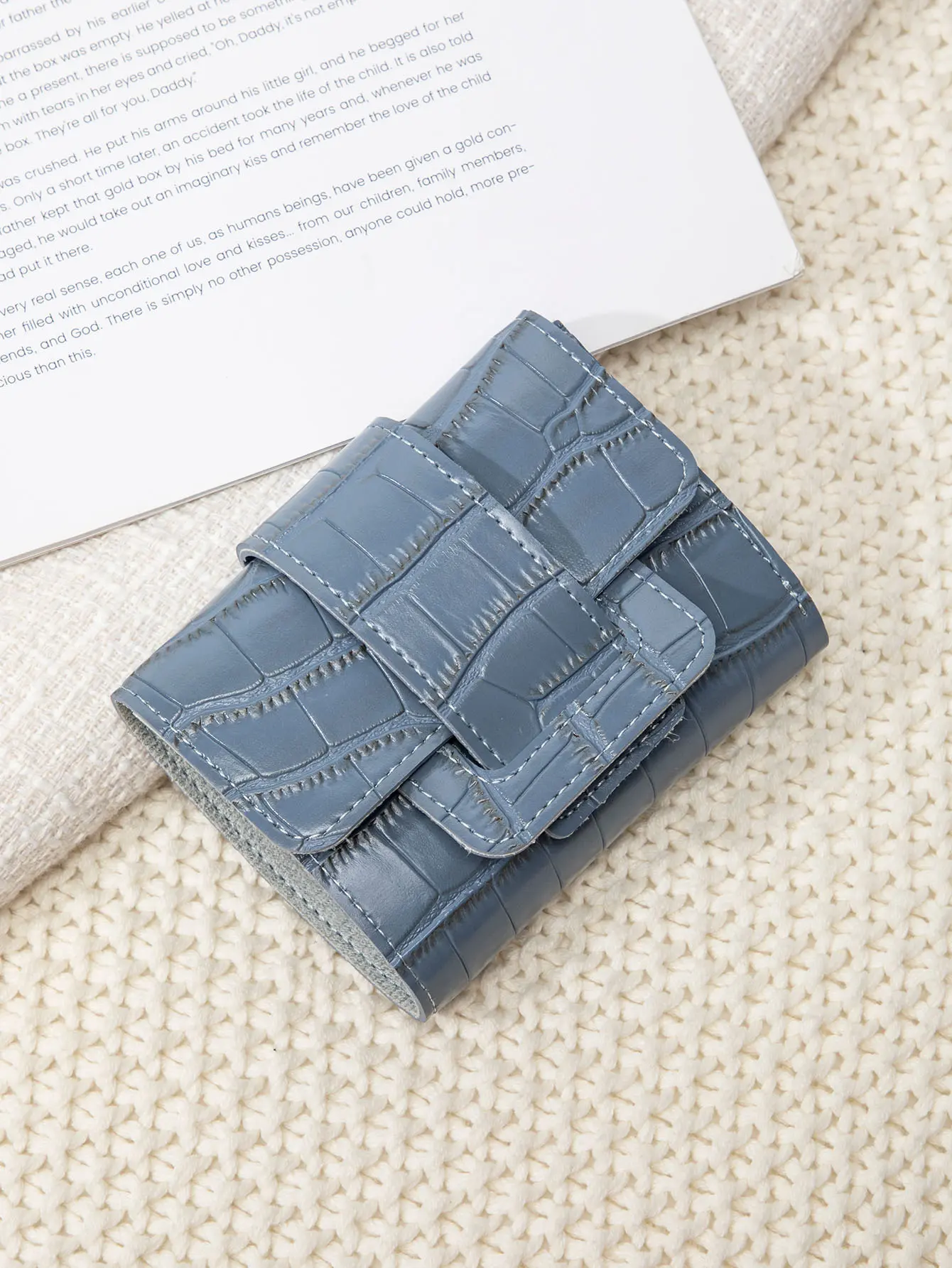 Women Luxury Card Holder Vintage Mini PULeather Women Short Wallet Multi-function Crocodile LeatherCard Holder CoinWallet Clutch