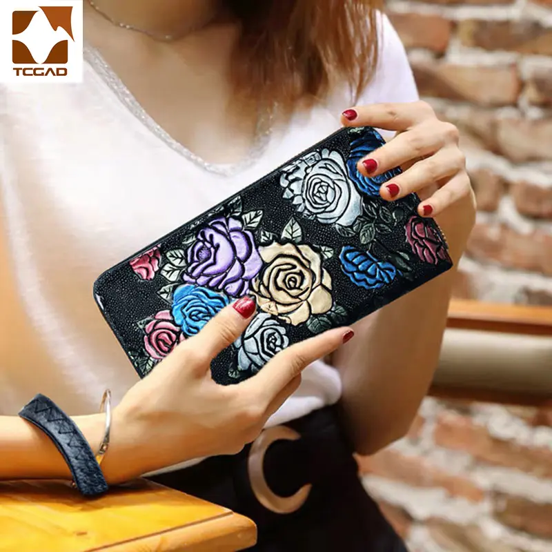 women's wallet Retro knurling Rose flower pattern long leather female wallet designer purse wristlet women phone bag sac femme
