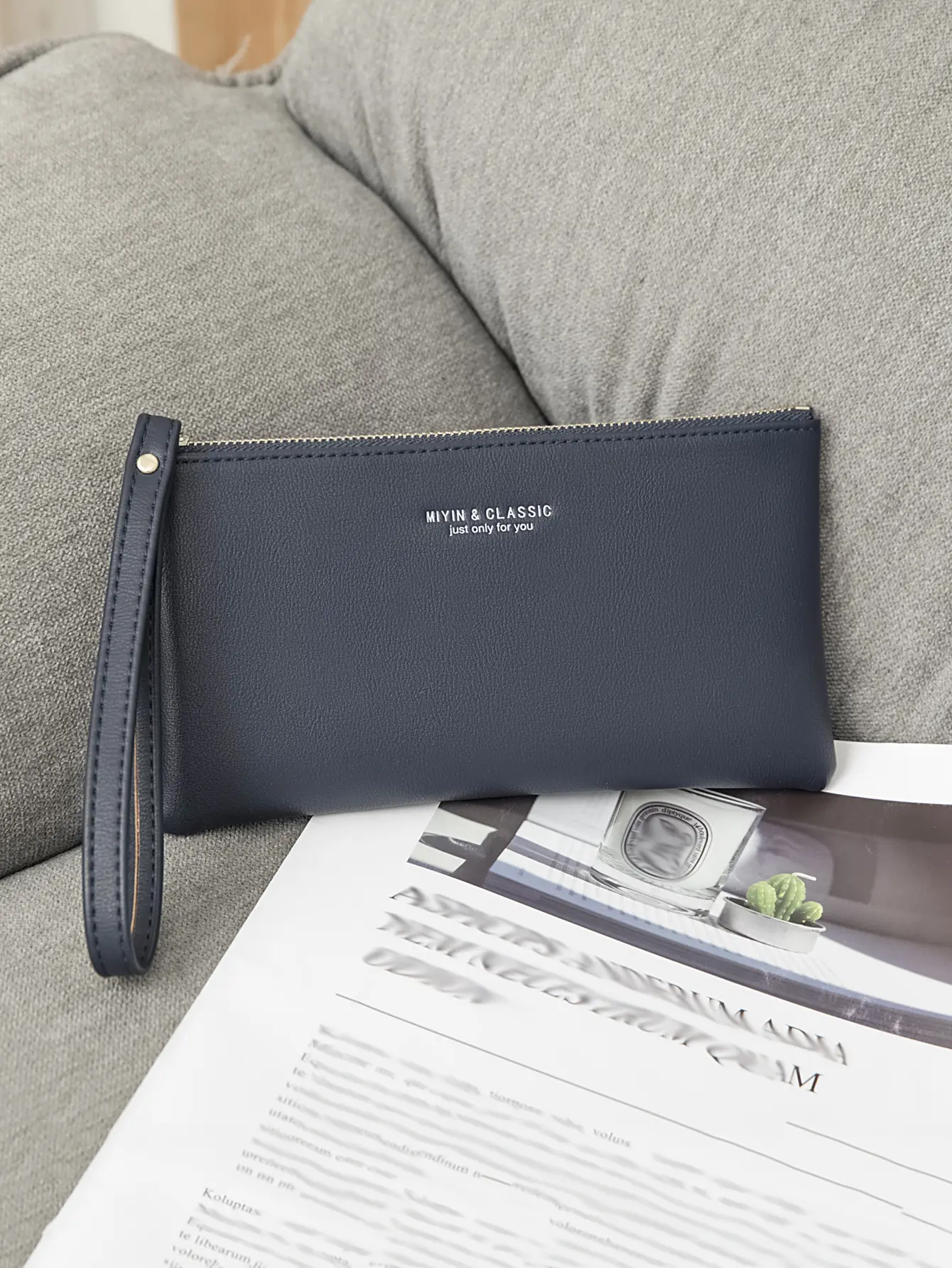 New minimalist zipper coin wallet high-quality PU leather credit card phone storage bag ultra-thin women's long wallet handbag