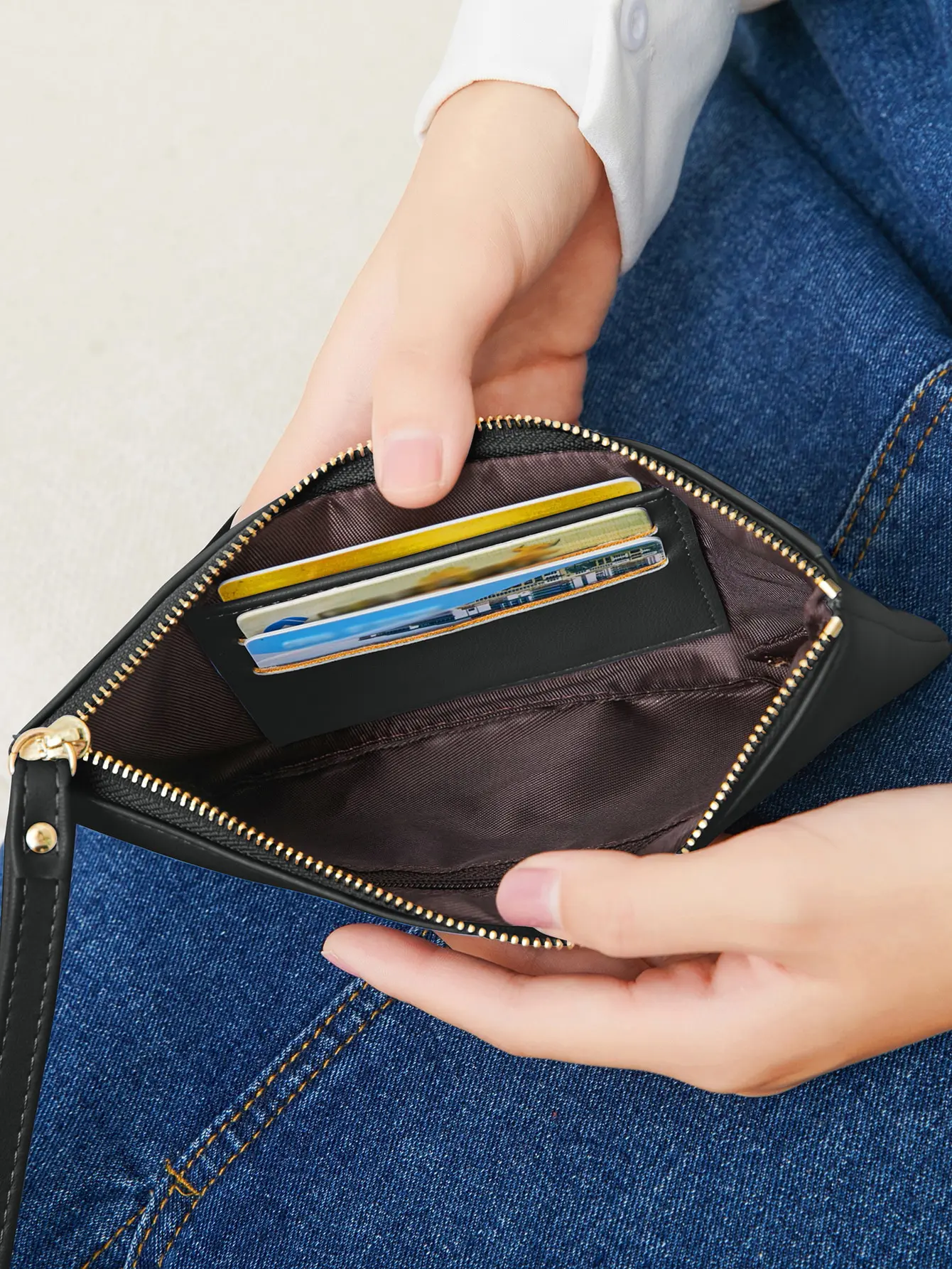 Simple Solid Color Thin Long Wallet PU Leather Large Capacity Zipper Wallet Classic Fashion Womens Handbag Can Hold Mobile Phone