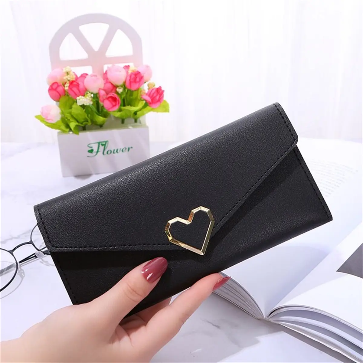 2024 new plain heart-shaped wallet ladies long multi-card buckle mobile phone women's wallet women's long wallet