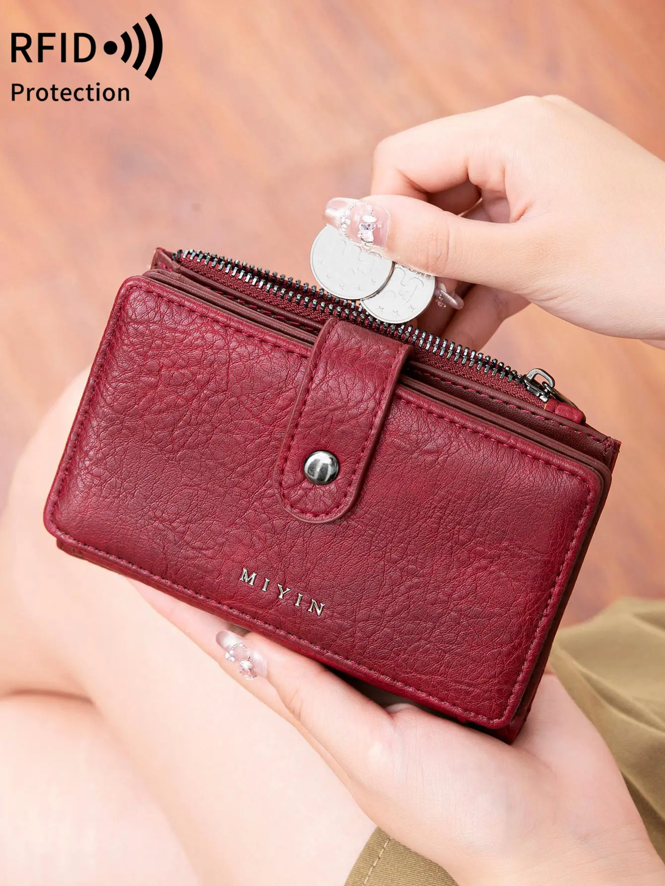 PU leather women's wallet retrothree fold large capacityshort wallet fashionable and portablecredit card IDcard women's card bag