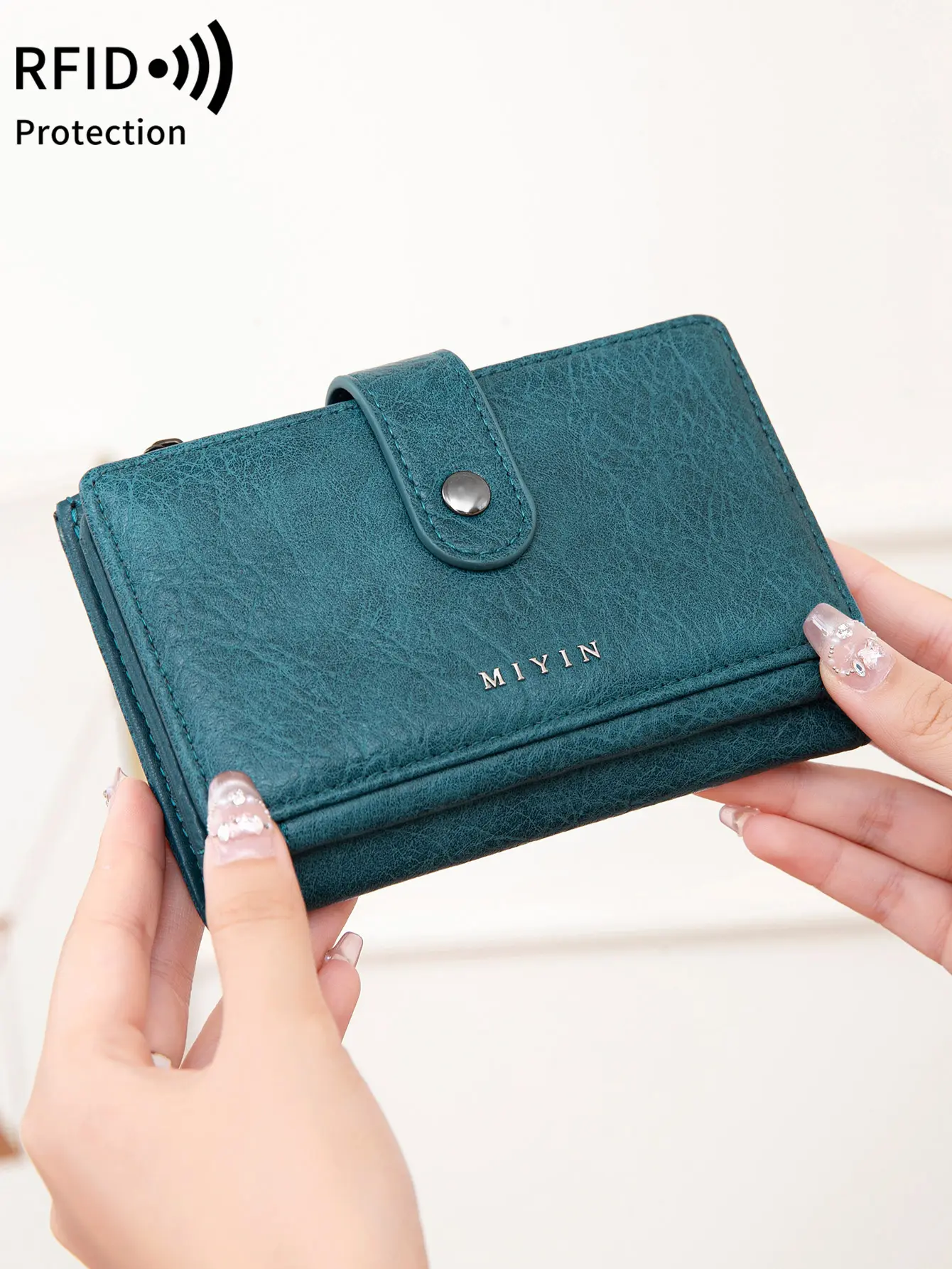 PU leather women's wallet retrothree fold large capacityshort wallet fashionable and portablecredit card IDcard women's card bag