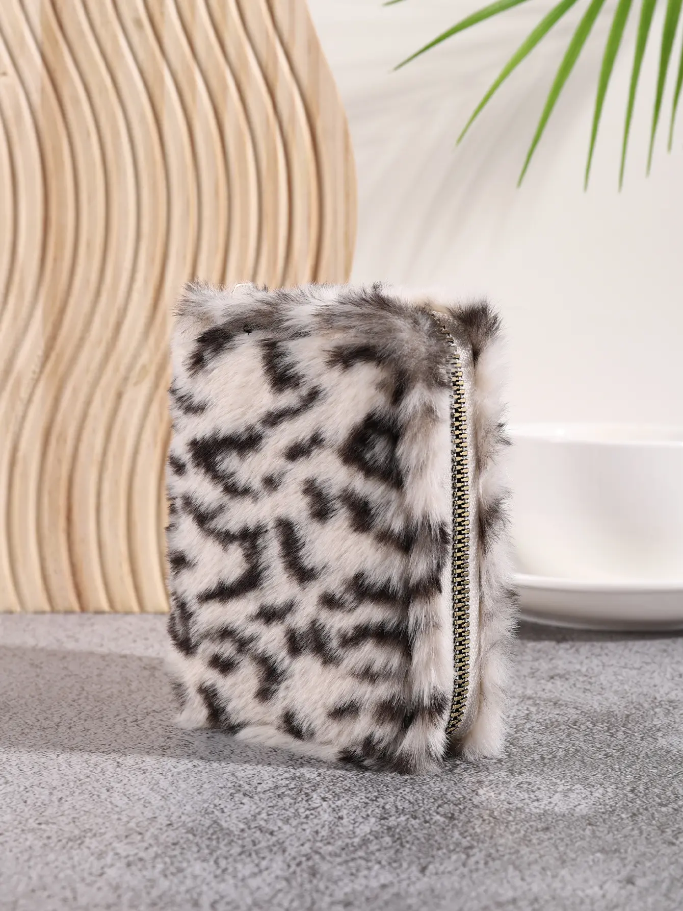 Leopard Print Short Wallet Trend Plush Multi Slot Credit Card Bag Multifunctional Portable Wallet For Outdoor Use