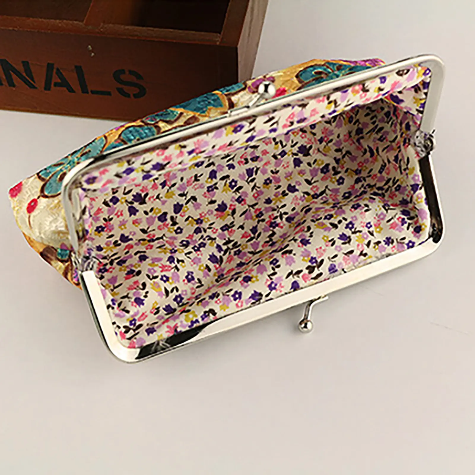 New Women's Coin Purse Cotton Embroidery Flower Handbag Hasp Pouch Wallet Money Bag Carteira кошелек женский bolsa feminina