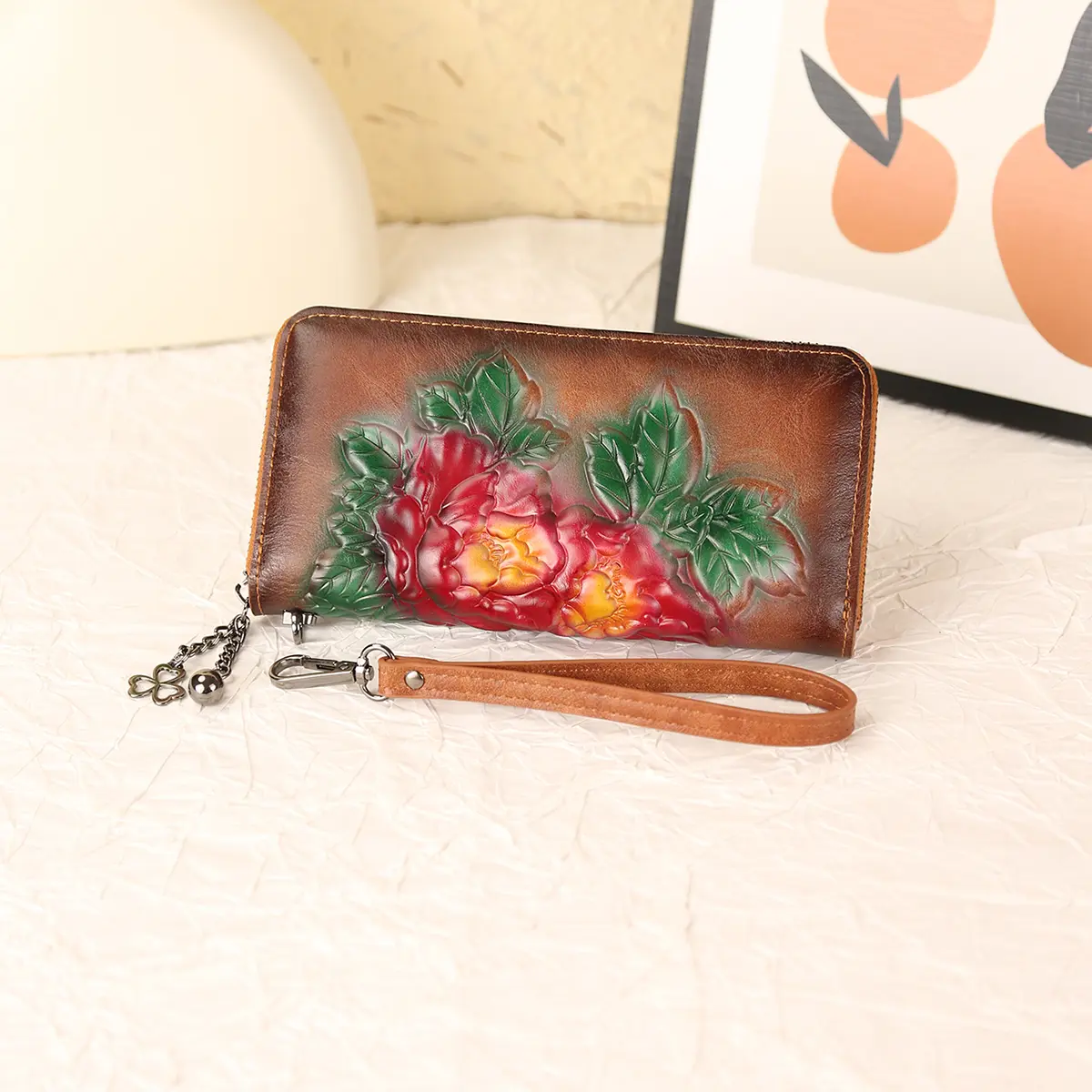 Women's Handbag New Long Wallet Retro Flower Pattern Fashion Handbag Multi Card Large Capacity Phone Bag European and American F